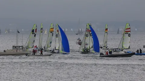 西蒙斯获弗兰克高度评价，惊喜遇见亚洲足球明星孙兴慜