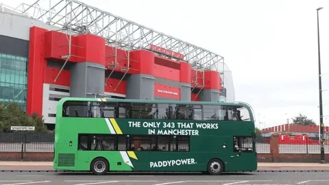 姆巴佩获赞：开局遇挫仍保持冷静，专注射门避冲突