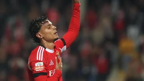 大乐透期号专家推荐：质合分析前区十码预测，马竞热刺首发球员分